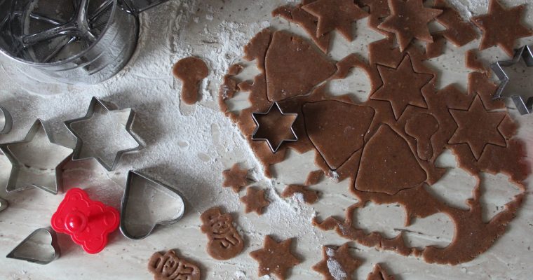 Kakaoplätzchen mit weihnachtlichen Gewürzen