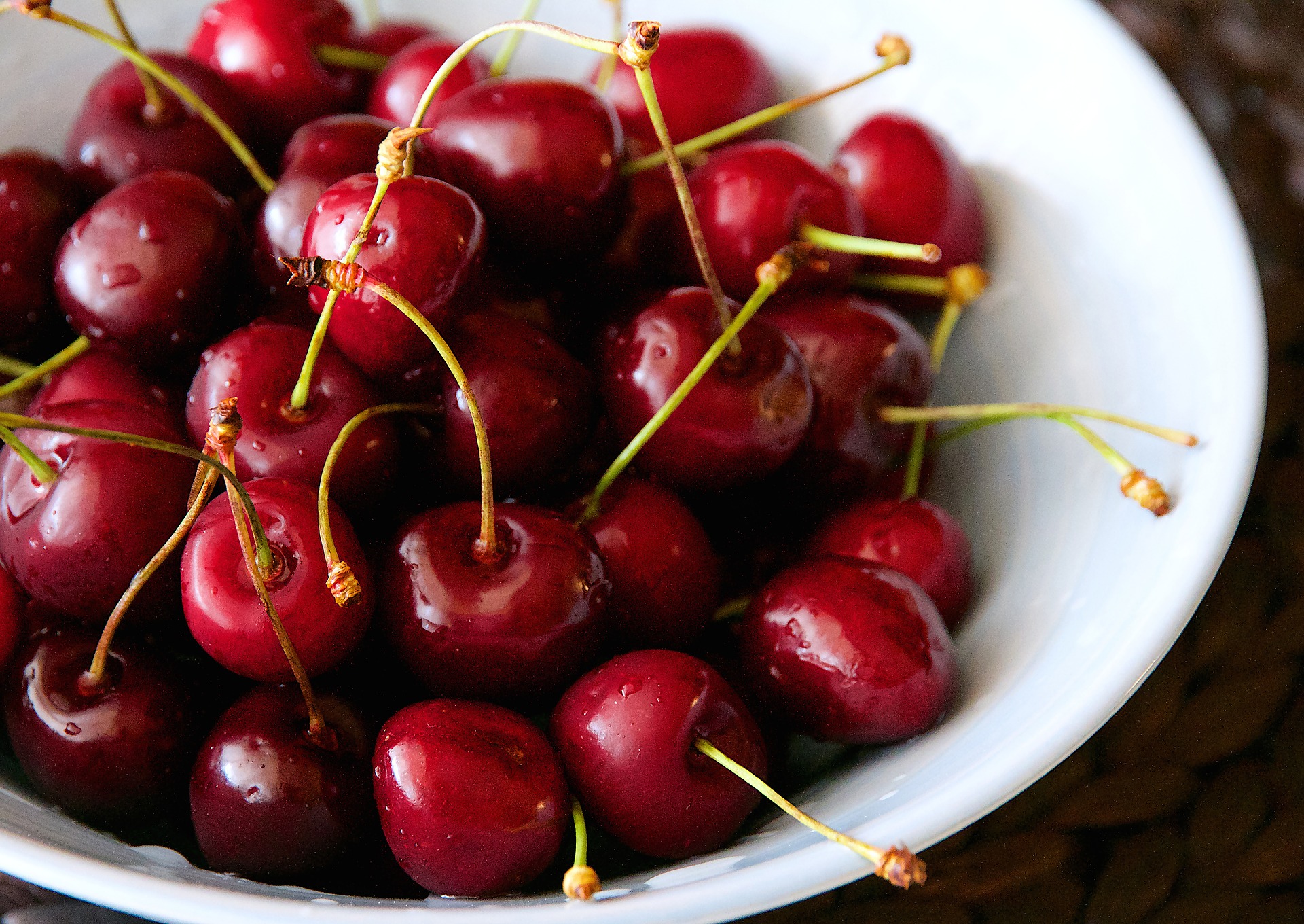 Puddingschnecken mit Kirschen